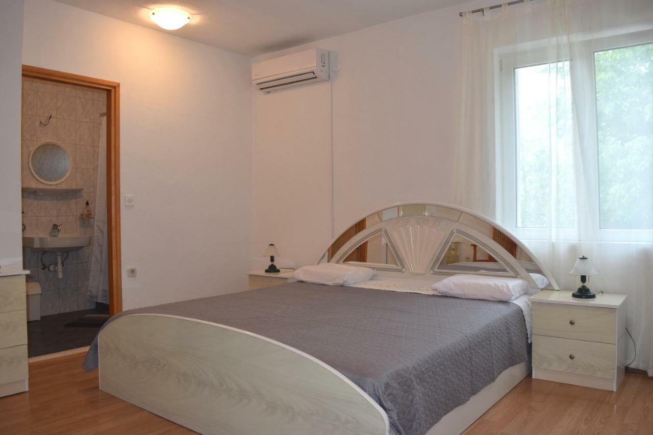 Holiday Room Macukin 布雷拉 外观 照片